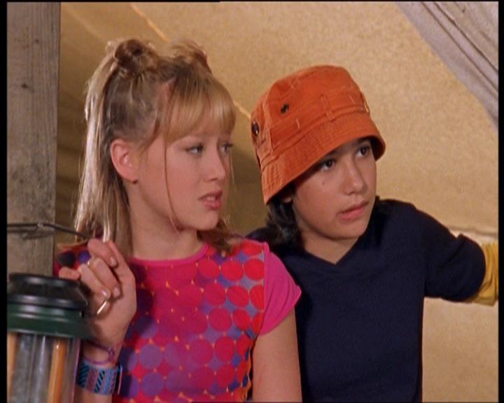 DailyDuff-dot-nl_LizzieMcGuireSeries-WhenMomsAttacks1001.jpg DailyDuff-dot-nl_LizzieMcGuireSeries-WhenMomsAttacks1001.jpg