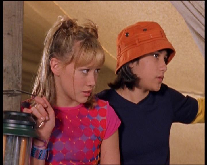 DailyDuff-dot-nl_LizzieMcGuireSeries-WhenMomsAttacks1002.jpg DailyDuff-dot-nl_LizzieMcGuireSeries-WhenMomsAttacks1002.jpg