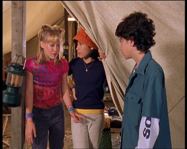 DailyDuff-dot-nl_LizzieMcGuireSeries-WhenMomsAttacks1021.jpg DailyDuff-dot-nl_LizzieMcGuireSeries-WhenMomsAttacks1021.jpg