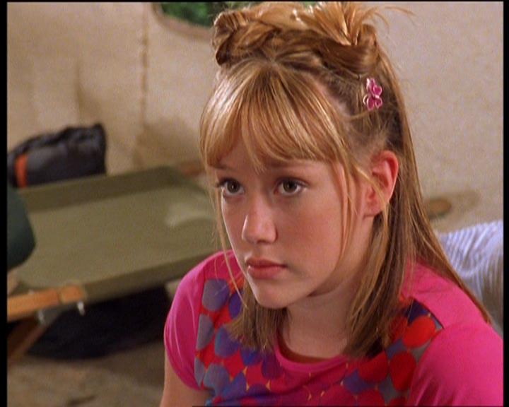 DailyDuff-dot-nl_LizzieMcGuireSeries-WhenMomsAttacks1045.jpg DailyDuff-dot-nl_LizzieMcGuireSeries-WhenMomsAttacks1045.jpg