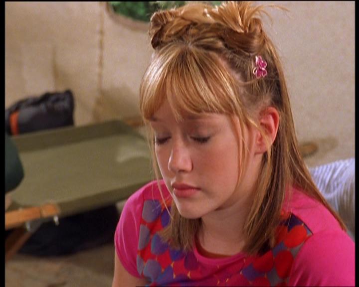 DailyDuff-dot-nl_LizzieMcGuireSeries-WhenMomsAttacks1046.jpg DailyDuff-dot-nl_LizzieMcGuireSeries-WhenMomsAttacks1046.jpg