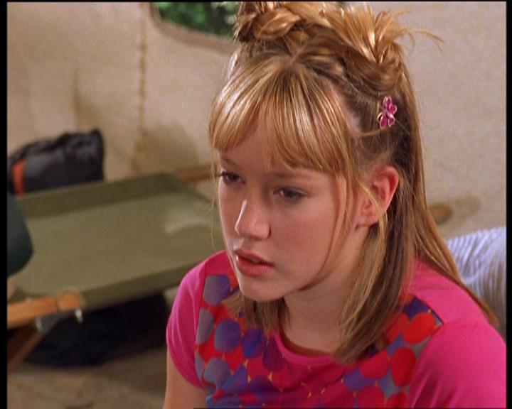 DailyDuff-dot-nl_LizzieMcGuireSeries-WhenMomsAttacks1050.jpg DailyDuff-dot-nl_LizzieMcGuireSeries-WhenMomsAttacks1050.jpg