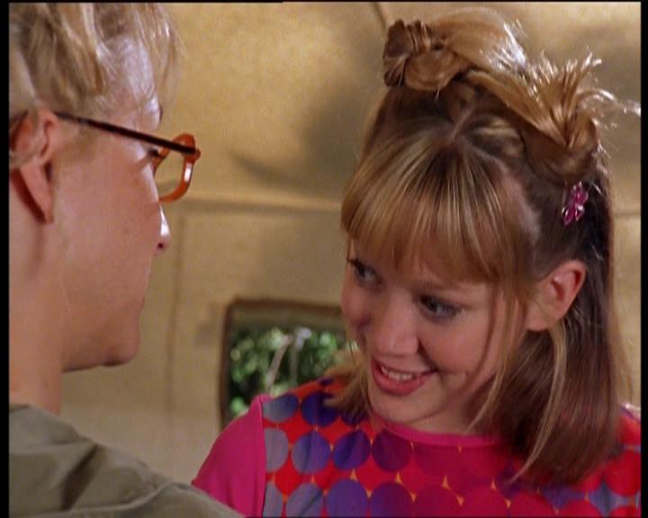 DailyDuff-dot-nl_LizzieMcGuireSeries-WhenMomsAttacks1105.jpg DailyDuff-dot-nl_LizzieMcGuireSeries-WhenMomsAttacks1105.jpg