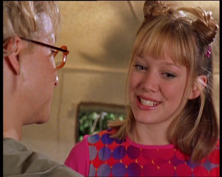 DailyDuff-dot-nl_LizzieMcGuireSeries-WhenMomsAttacks1107.jpg DailyDuff-dot-nl_LizzieMcGuireSeries-WhenMomsAttacks1107.jpg