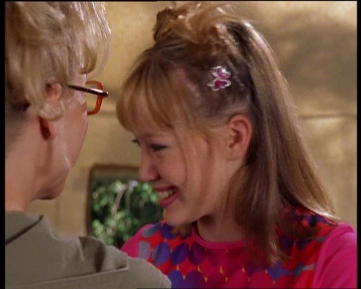 DailyDuff-dot-nl_LizzieMcGuireSeries-WhenMomsAttacks1124.jpg DailyDuff-dot-nl_LizzieMcGuireSeries-WhenMomsAttacks1124.jpg