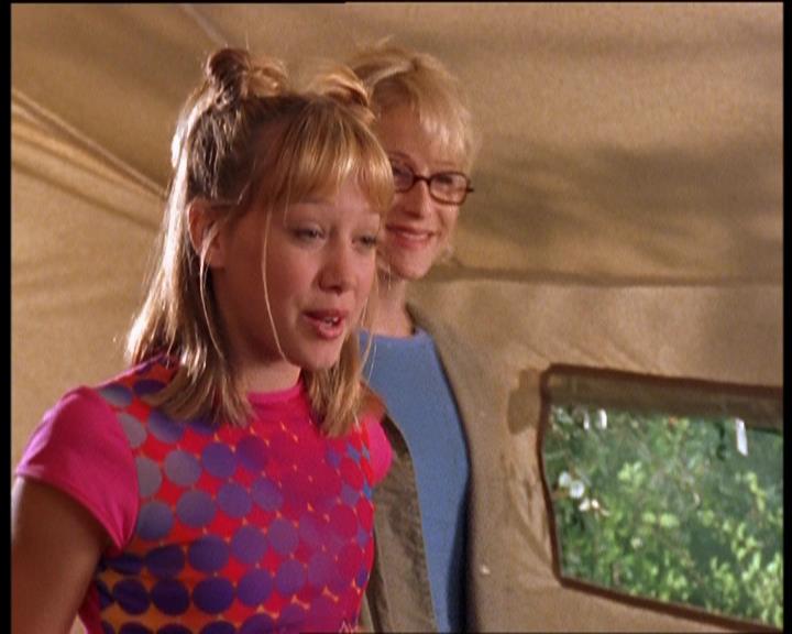 DailyDuff-dot-nl_LizzieMcGuireSeries-WhenMomsAttacks1127.jpg DailyDuff-dot-nl_LizzieMcGuireSeries-WhenMomsAttacks1127.jpg