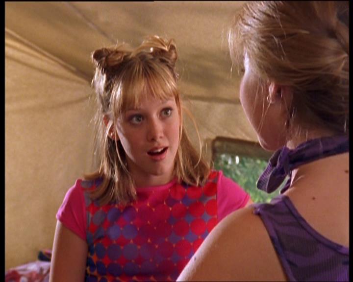 DailyDuff-dot-nl_LizzieMcGuireSeries-WhenMomsAttacks1165.jpg DailyDuff-dot-nl_LizzieMcGuireSeries-WhenMomsAttacks1165.jpg