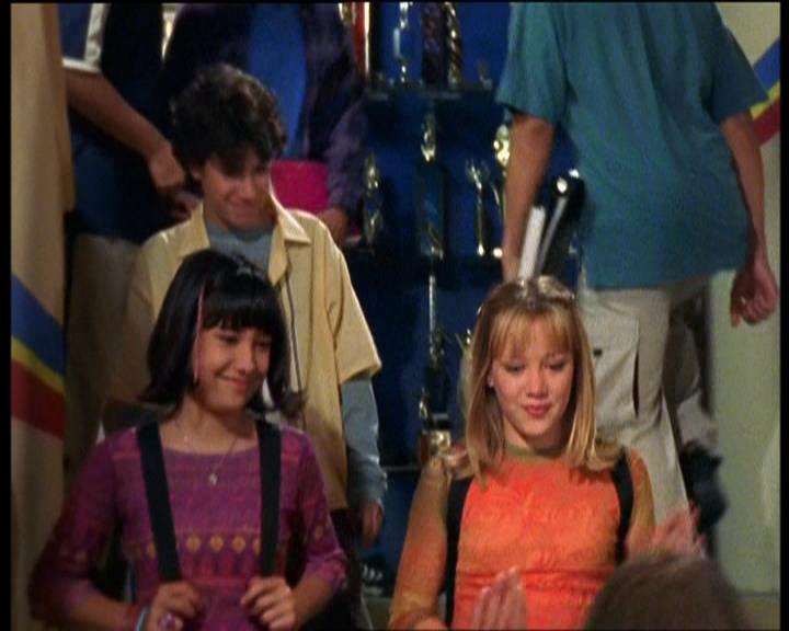DailyDuff-dot-nl_LizzieMcGuireSeries-WhenMomsAttacks1176.jpg DailyDuff-dot-nl_LizzieMcGuireSeries-WhenMomsAttacks1176.jpg
