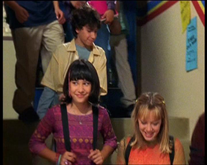 DailyDuff-dot-nl_LizzieMcGuireSeries-WhenMomsAttacks1177.jpg DailyDuff-dot-nl_LizzieMcGuireSeries-WhenMomsAttacks1177.jpg