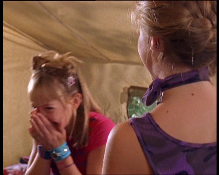 DailyDuff-dot-nl_LizzieMcGuireSeries-WhenMomsAttacks1208.jpg DailyDuff-dot-nl_LizzieMcGuireSeries-WhenMomsAttacks1208.jpg