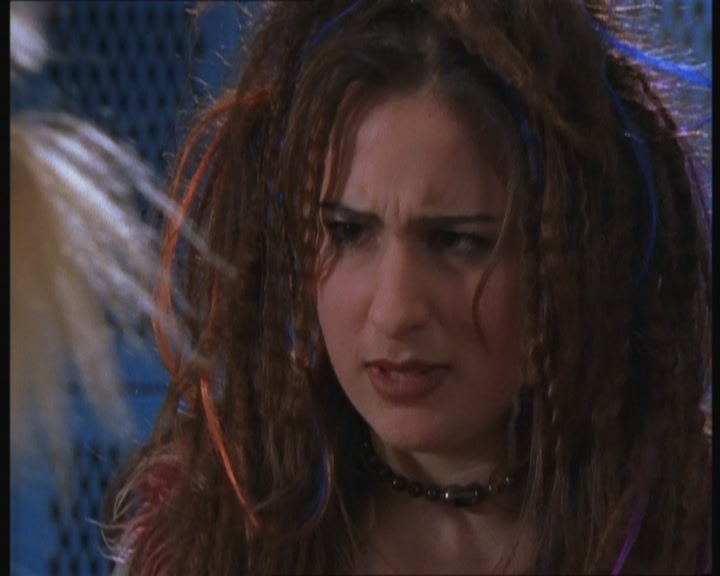 DailyDuff-dot-nl_BadGirlMcguire0802.jpg