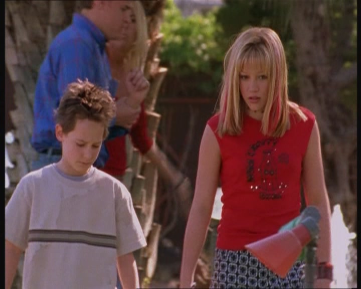 DailyDuff-dot-nl_SiblingBonds1024.jpg DailyDuff-dot-nl_SiblingBonds1024.jpg