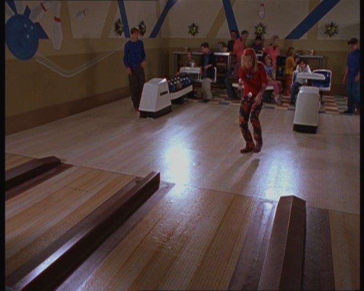 DailyDuff-dot-nl_LizzieStrikesout1014.jpg DailyDuff-dot-nl_LizzieStrikesout1014.jpg