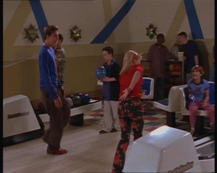 DailyDuff-dot-nl_LizzieStrikesout1024.jpg DailyDuff-dot-nl_LizzieStrikesout1024.jpg