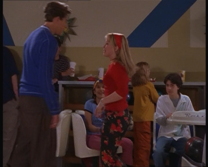 DailyDuff-dot-nl_LizzieStrikesout1025.jpg DailyDuff-dot-nl_LizzieStrikesout1025.jpg