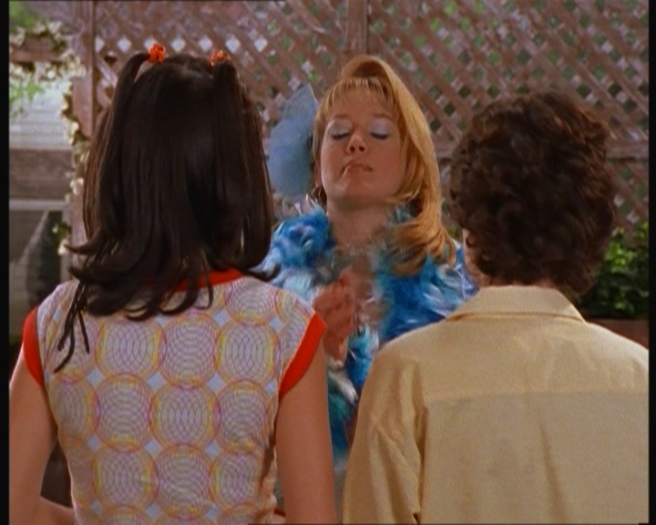 DailyDuff-dot-nl_LastYearsModel1009.jpg DailyDuff-dot-nl_LastYearsModel1009.jpg