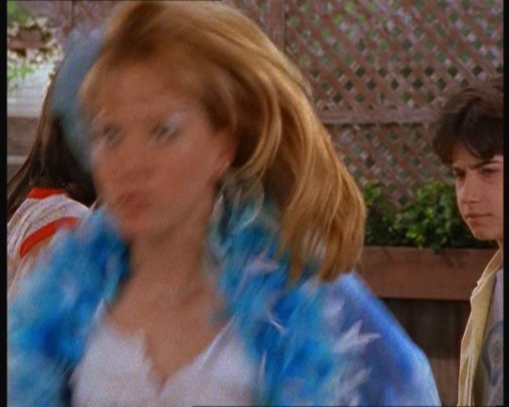 DailyDuff-dot-nl_LastYearsModel1010.jpg DailyDuff-dot-nl_LastYearsModel1010.jpg