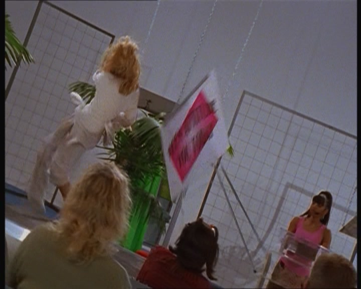 DailyDuff-dot-nl_LastYearsModel1130.jpg DailyDuff-dot-nl_LastYearsModel1130.jpg