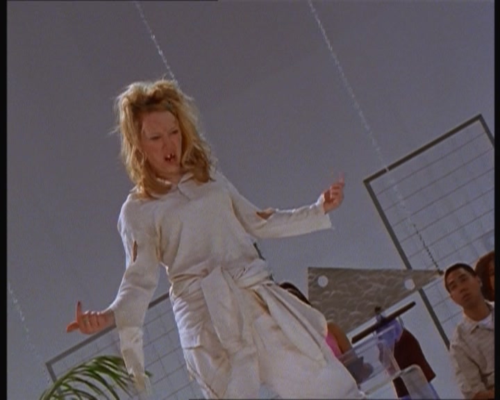 DailyDuff-dot-nl_LastYearsModel1136.jpg DailyDuff-dot-nl_LastYearsModel1136.jpg