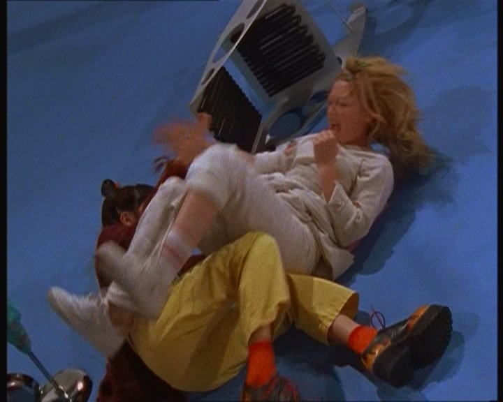 DailyDuff-dot-nl_LastYearsModel1156.jpg DailyDuff-dot-nl_LastYearsModel1156.jpg