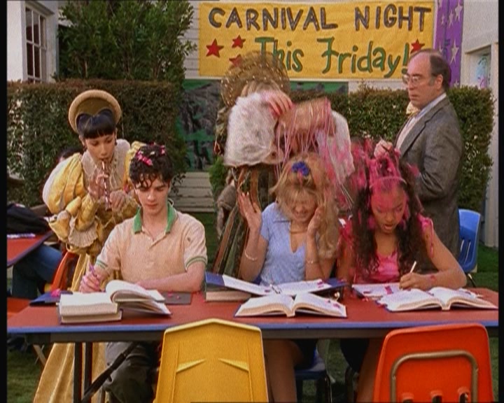 DailyDuff-dot-nl_FactsOfLife0582.jpg DailyDuff-dot-nl_FactsOfLife0582.jpg