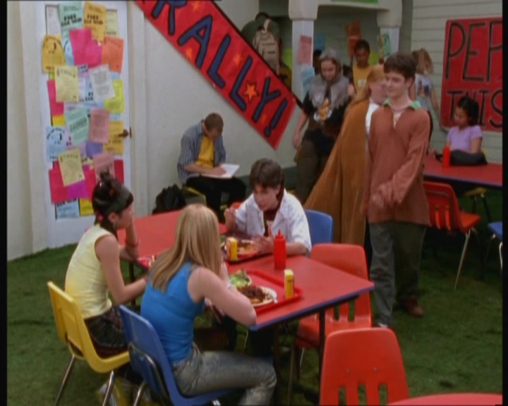 DailyDuff-dot-nl_GordoandtheMagicDwarves0316.jpg DailyDuff-dot-nl_GordoandtheMagicDwarves0316.jpg