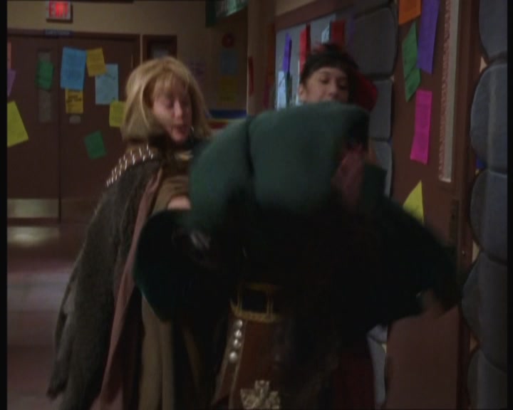 DailyDuff-dot-nl_GordoandtheMagicDwarves0928.jpg DailyDuff-dot-nl_GordoandtheMagicDwarves0928.jpg