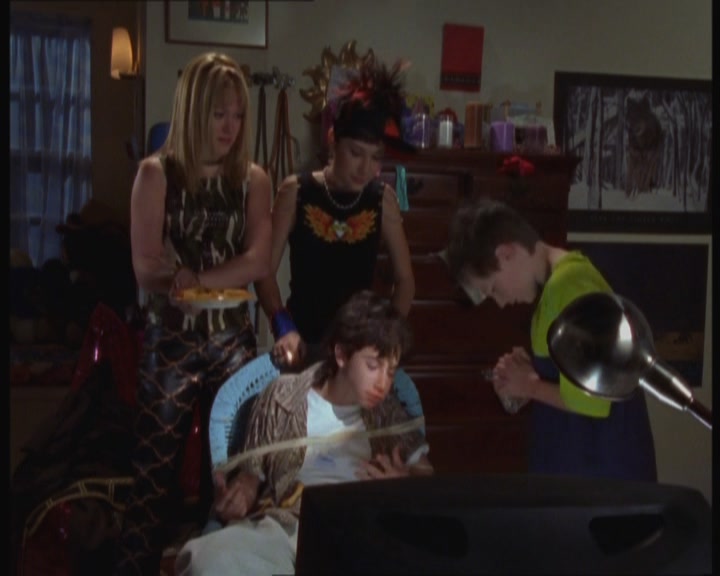 DailyDuff-dot-nl_GordoandtheMagicDwarves1068.jpg DailyDuff-dot-nl_GordoandtheMagicDwarves1068.jpg