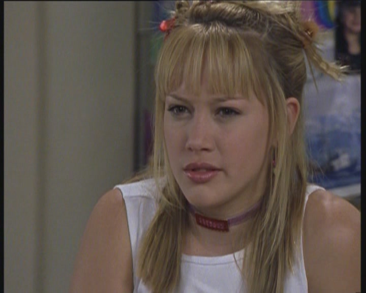 DailyDuff-dot-org_LizzieMcGuire-LizziesAndKatesBigAdventure0439.jpg DailyDuff-dot-org_LizzieMcGuire-LizziesAndKatesBigAdventure0439.jpg