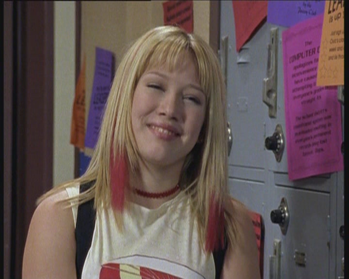 DailyDuff-dot-org_LizzieMcGuire-LizziesAndKatesBigAdventure0637.jpg DailyDuff-dot-org_LizzieMcGuire-LizziesAndKatesBigAdventure0637.jpg