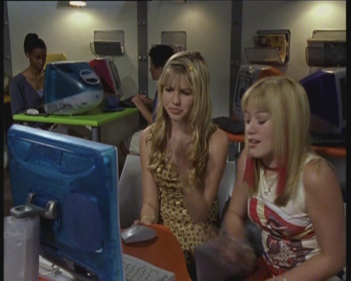 DailyDuff-dot-org_LizzieMcGuire-LizziesAndKatesBigAdventure0773.jpg DailyDuff-dot-org_LizzieMcGuire-LizziesAndKatesBigAdventure0773.jpg