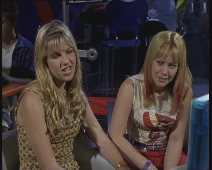 DailyDuff-dot-org_LizzieMcGuire-LizziesAndKatesBigAdventure0806.jpg DailyDuff-dot-org_LizzieMcGuire-LizziesAndKatesBigAdventure0806.jpg