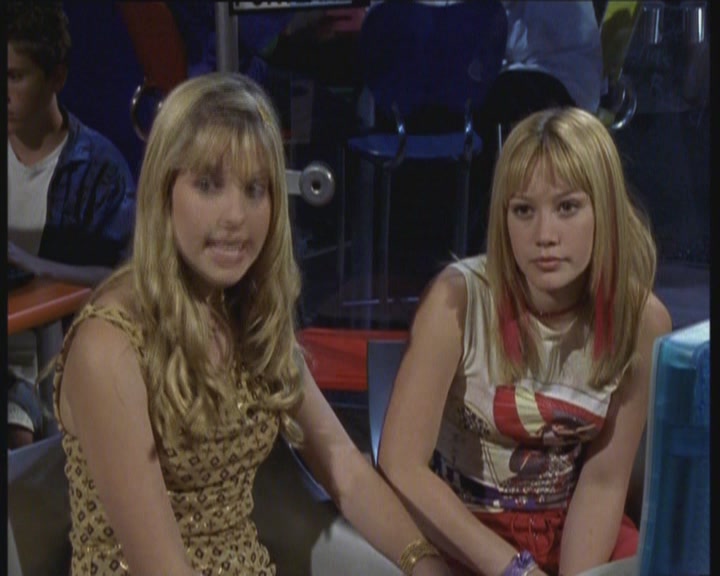 DailyDuff-dot-org_LizzieMcGuire-LizziesAndKatesBigAdventure0816.jpg DailyDuff-dot-org_LizzieMcGuire-LizziesAndKatesBigAdventure0816.jpg