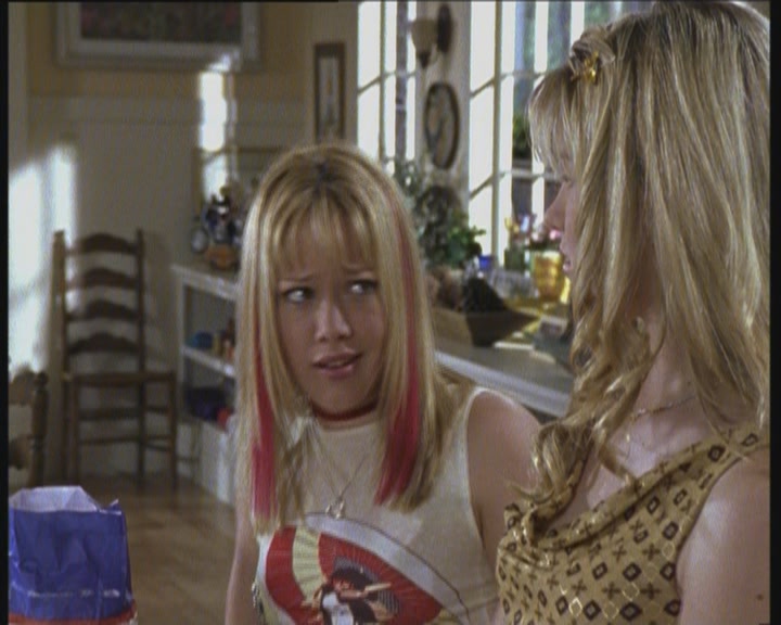 DailyDuff-dot-org_LizzieMcGuire-LizziesAndKatesBigAdventure0951.jpg DailyDuff-dot-org_LizzieMcGuire-LizziesAndKatesBigAdventure0951.jpg