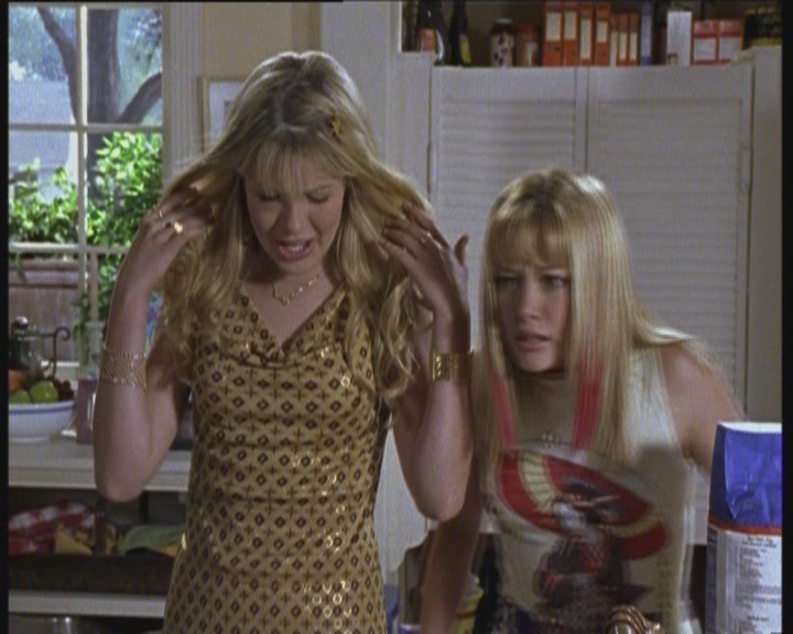 DailyDuff-dot-org_LizzieMcGuire-LizziesAndKatesBigAdventure0965.jpg DailyDuff-dot-org_LizzieMcGuire-LizziesAndKatesBigAdventure0965.jpg