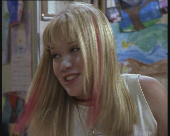 DailyDuff-dot-org_LizzieMcGuire-LizziesAndKatesBigAdventure1028.jpg DailyDuff-dot-org_LizzieMcGuire-LizziesAndKatesBigAdventure1028.jpg