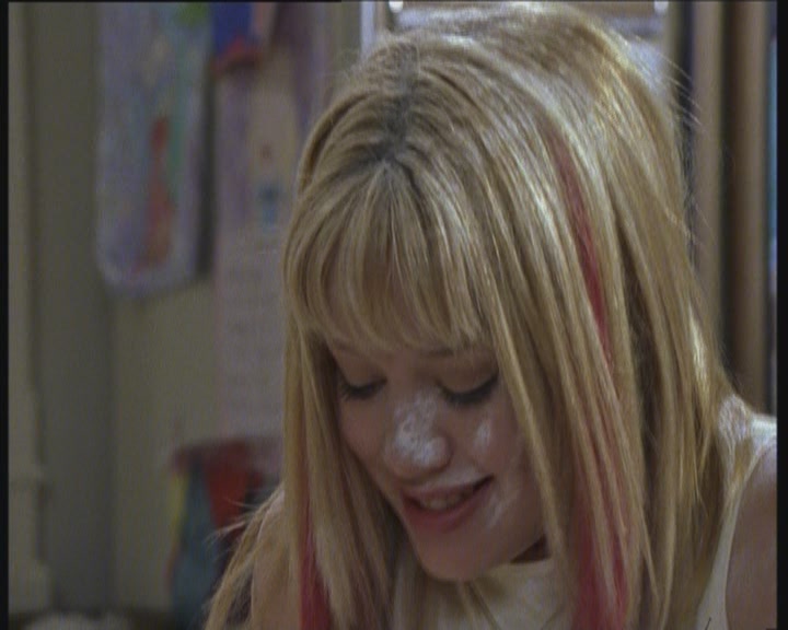 DailyDuff-dot-org_LizzieMcGuire-LizziesAndKatesBigAdventure1037.jpg DailyDuff-dot-org_LizzieMcGuire-LizziesAndKatesBigAdventure1037.jpg