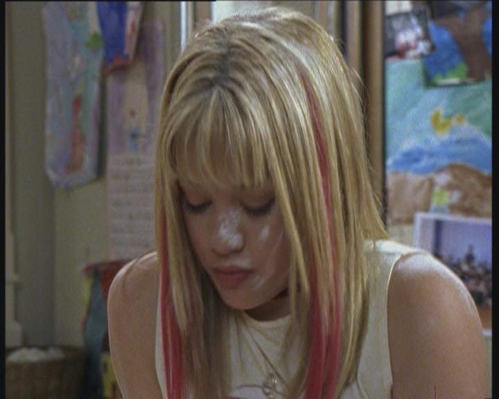 DailyDuff-dot-org_LizzieMcGuire-LizziesAndKatesBigAdventure1060.jpg DailyDuff-dot-org_LizzieMcGuire-LizziesAndKatesBigAdventure1060.jpg