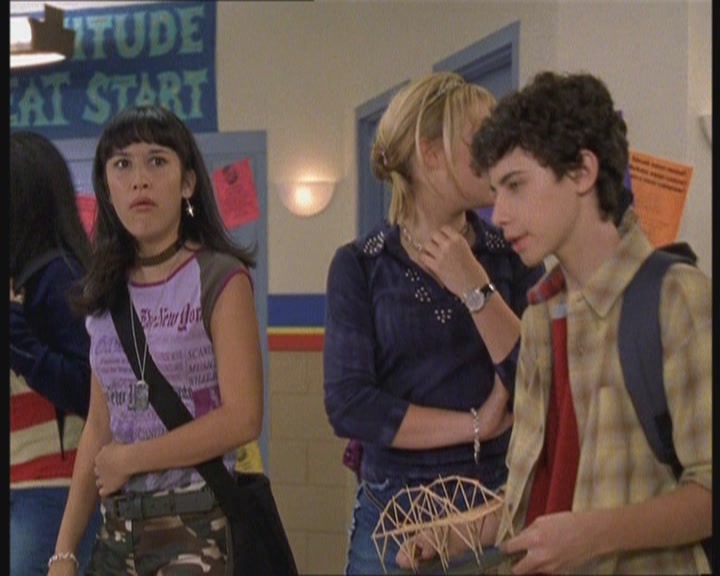 DailyDuff-dot-org_LizzieMcGuire-FirstKiss0034.jpg
