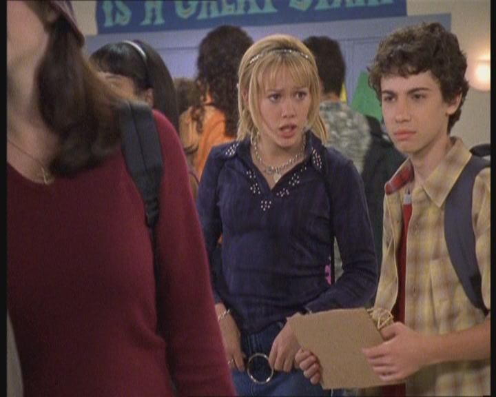 DailyDuff-dot-org_LizzieMcGuire-FirstKiss0038.jpg