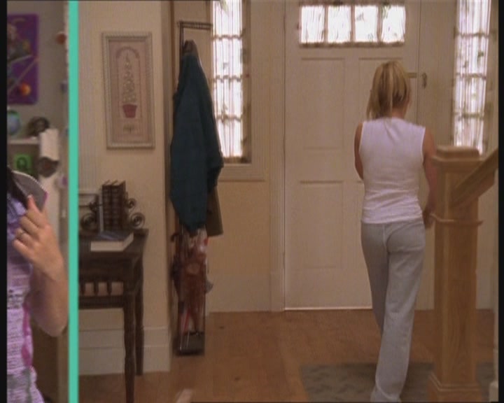 DailyDuff-dot-org_LizzieMcGuire-FirstKiss0127.jpg