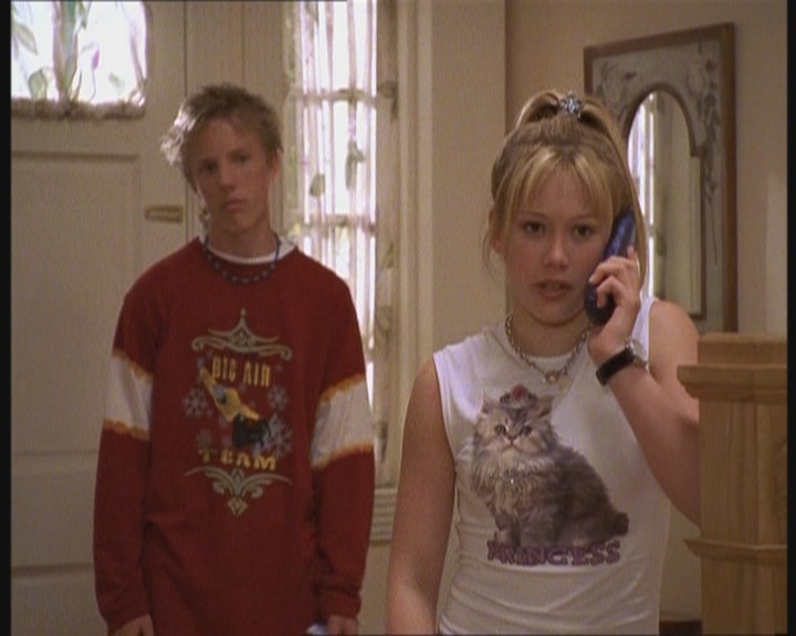 DailyDuff-dot-org_LizzieMcGuire-FirstKiss0137.jpg DailyDuff-dot-org_LizzieMcGuire-FirstKiss0137.jpg