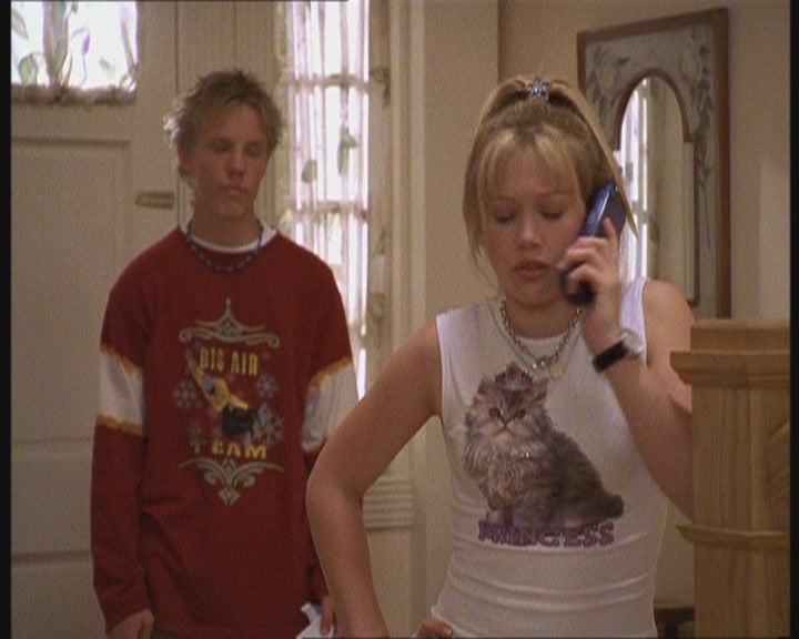 DailyDuff-dot-org_LizzieMcGuire-FirstKiss0143.jpg DailyDuff-dot-org_LizzieMcGuire-FirstKiss0143.jpg