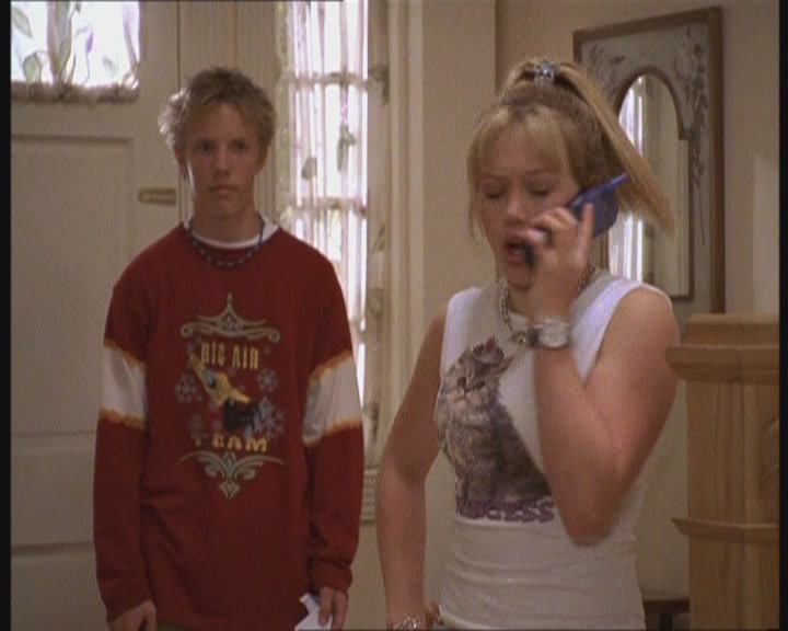 DailyDuff-dot-org_LizzieMcGuire-FirstKiss0146.jpg DailyDuff-dot-org_LizzieMcGuire-FirstKiss0146.jpg