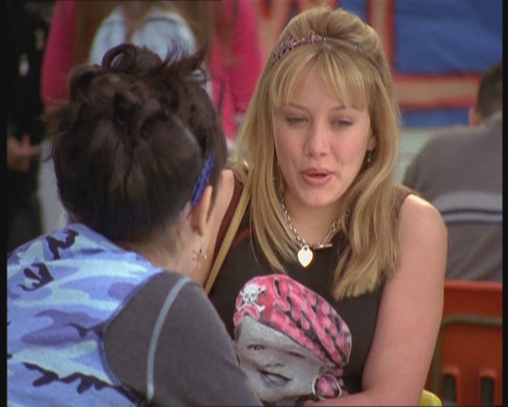 DailyDuff-dot-org_LizzieMcGuire-FirstKiss0271.jpg DailyDuff-dot-org_LizzieMcGuire-FirstKiss0271.jpg
