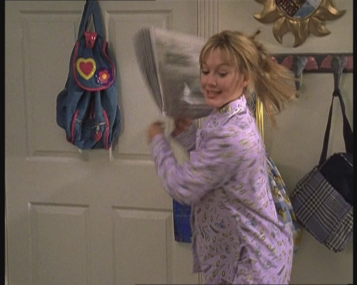 DailyDuff-dot-org_LizzieMcGuire-FirstKiss0364.jpg