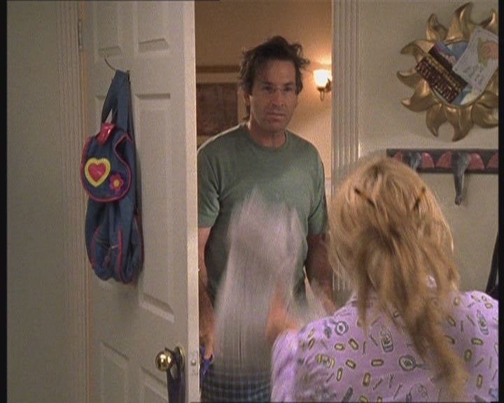 DailyDuff-dot-org_LizzieMcGuire-FirstKiss0368.jpg