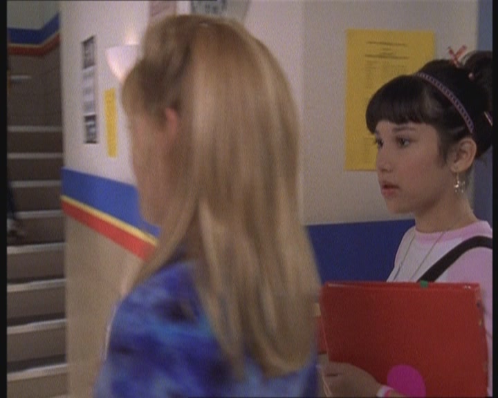 DailyDuff-dot-org_LizzieMcGuire-FirstKiss0459.jpg DailyDuff-dot-org_LizzieMcGuire-FirstKiss0459.jpg