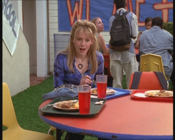 DailyDuff-dot-org_LizzieMcGuire-FirstKiss0492.jpg