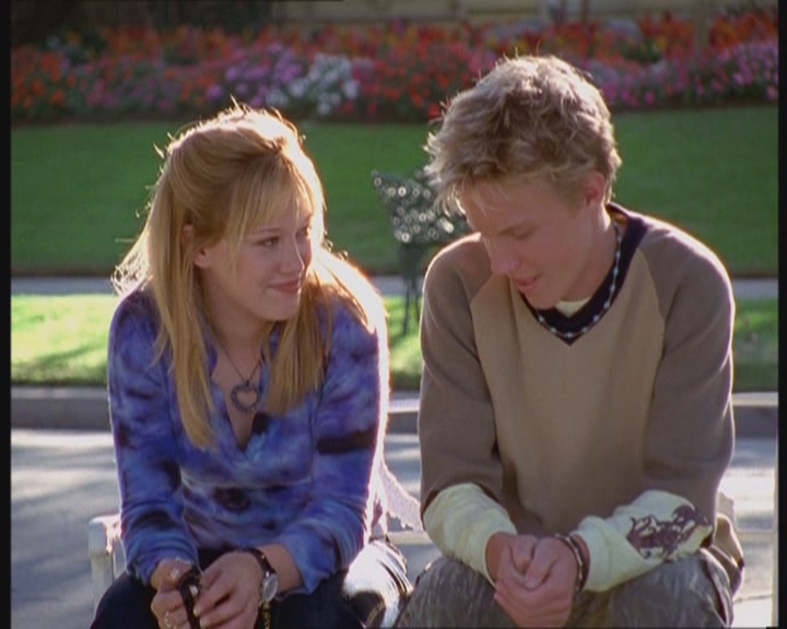 DailyDuff-dot-org_LizzieMcGuire-FirstKiss0602.jpg DailyDuff-dot-org_LizzieMcGuire-FirstKiss0602.jpg